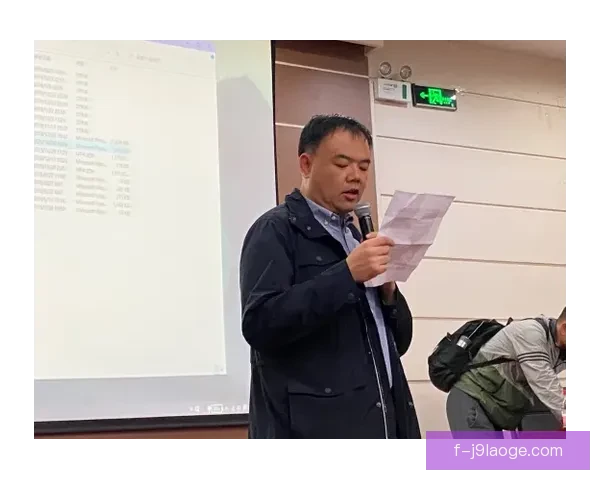 联赛落后局面下球队战术调整与心理应变综合策略研究路径分析与实践启示