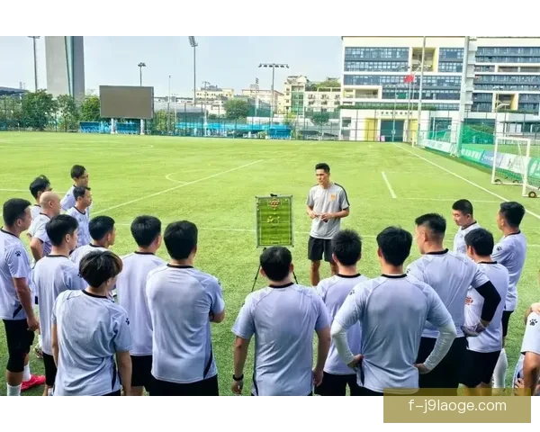 西甲联盟携手北美体育学院推出足球教练培训项目 共促足球发展